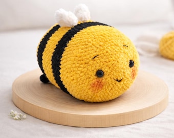 Fluffy Baby Bee Crochet Pattern PDF | Amigurumi Bee Plush | Beginner Friendly | English + Spanish Pattern