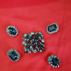 Weiss Blue Sapphire Brooch Set, unsigned, Weiss style jewelry, Midcentury unsigned Weiss jewelry, Collectible unsigned Weiss brooch
