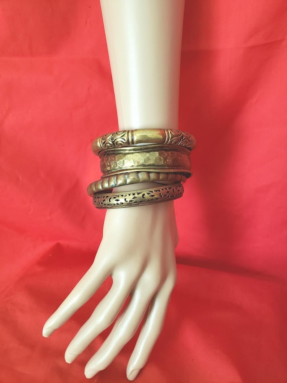 Vintage Brass Bangle Bracelet Set: Filigree, Hamm… - image 1