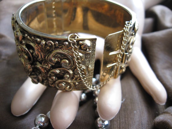 Vintage Gold Repousse Cuff Bracelet: Ornate State… - image 2