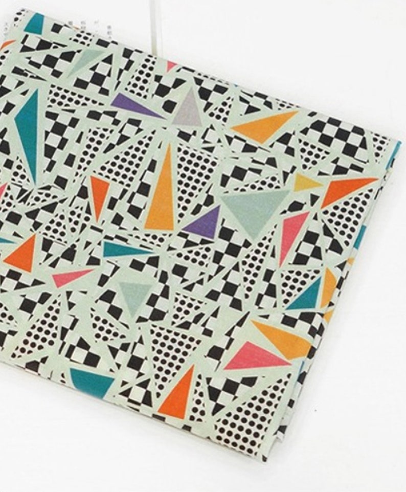 Retro triangle 100/% Cotton Fabric By THE YARD trendy triangles quilting DTP digital textile printing Yk fabrics JDTP557: