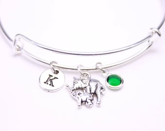 Pulsera de elefante de plata con inicial personalizada y ajustable.