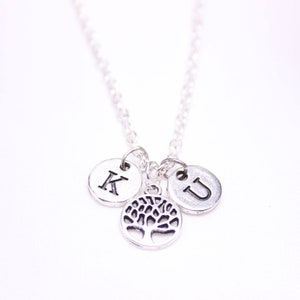Collana iniziale personalizzata: ciondolo albero genealogico, regalo per sorella