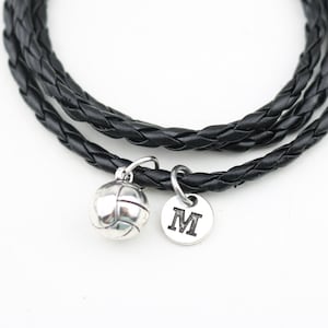 Pulsera de voleibol, envoltura de cuero negro, joyería personalizada, joyería personalizada, joyería de voleibol, regalo de cumpleaños de hermano, para él para ella