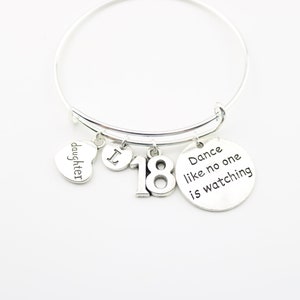 Armreif Geburtstag 18: Personalisiertes Bettelarmband