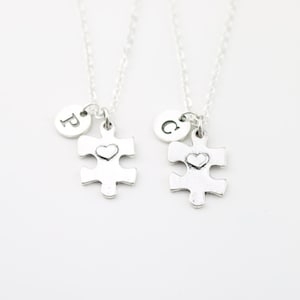 Best Friend gift set of 2, 2 Friends Necklaces, Friend gift for 2, Personalized, Matching for friend, Friend Jewelry, Christmas Heart puzzle