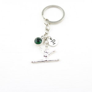 Gymnastics keyring, Split Keychain, Personalized jewelry, acrobat gift, sport, personalized gift for her, woman athlete gift, Christmas gift