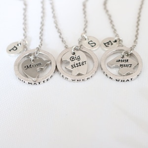 2 Daughter and Mom necklaces, Personalized gifts to mom and 2 sisters, Matching necklaces, Family necklaces, Mother's Day gift, Big Little