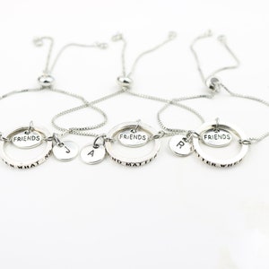 3 bracelets BFF avec initiales personnalisées, Cadeau d’amitié unique, Cadeaux Meilleurs amis, Cadeau de déménagement longue distance, Cadeaux de fin d’études