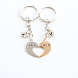 2 llaveros BFF para mejores amigos, regalo de amistad personalizado, regalos bestie, regalo de mudanza de larga distancia, llaveros únicos a juego
