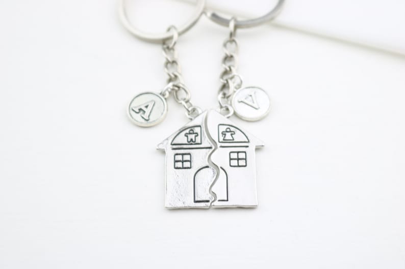 Split House Puzzle Keychain For BF GF set of 2, Moving in Together Gift For Boyfriend, 2 New Home gift, New House Gift, housewarming gift image 4