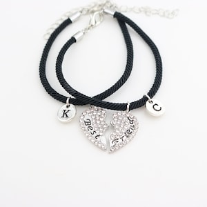 Passende Herz Armbänder für beste Freunde, Freundschaftsgeschenk für 2 Frauen, Beste Freundin Geschenke, Sentimenta Bestie Geschenke, Initial BFF Armband