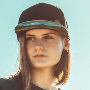 man hat, women cap, Baseball cap, cap with wooden brim/visor, Snapback hat, original cap, black hat, cap, hat, wood, Hand painted visor
