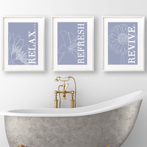 Stampe da parete per bagno con motivi floreali sereni: schizzi floreali ispirati alla spa per un arredamento moderno e rustico