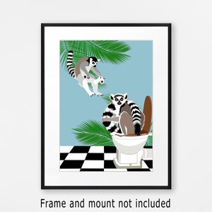 Eklektische Lemur Tierkunst für Spaß Maximalistisches Badezimmer- und Toilettendekor
