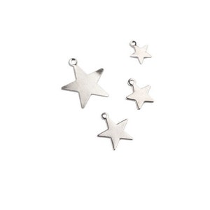 5 small Star charms in gold or silver stainless steel, small pendants,