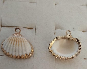 ecru, beige/gold tone shell pendants. 14k gold plated