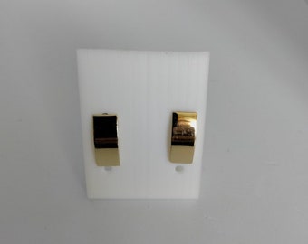 rectangular earrings in 18k gold-plated brass