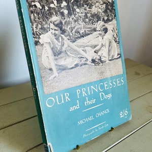 Unsere Prinzessinnen und ihre Hunde Buch von Michael Chance