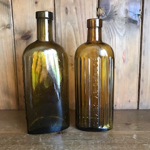 素敵なヴィンテージガラスボトル3本セット - Etsy 日本