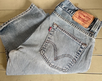 Lovely Vintage pair of Levi 506 Denim Jeans size 32W 32L