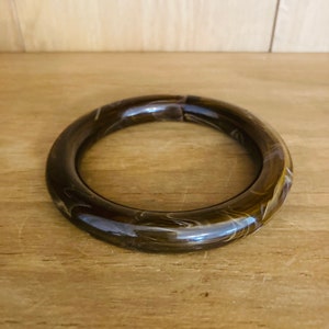 Lovely Retro Brown Bangle