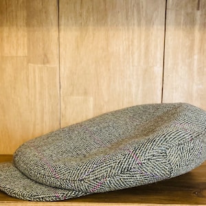 Lovely Vintage Ladies Rydale Tweed Flat Cap