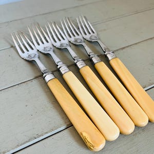 Lovely Vintage set of 5 Silver Plated Mappin & Webb Forks