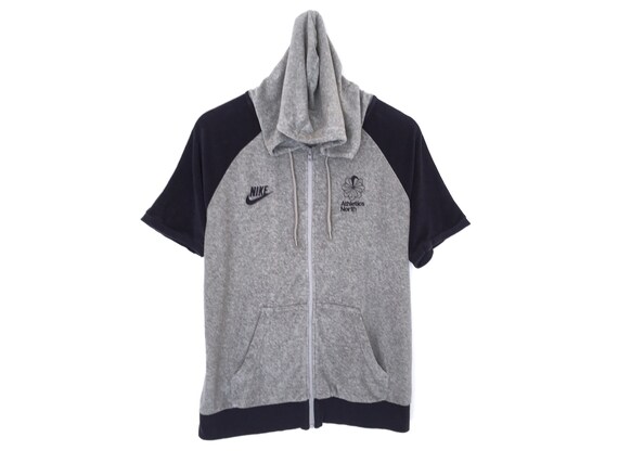 nike short sleeve zip up hoodie