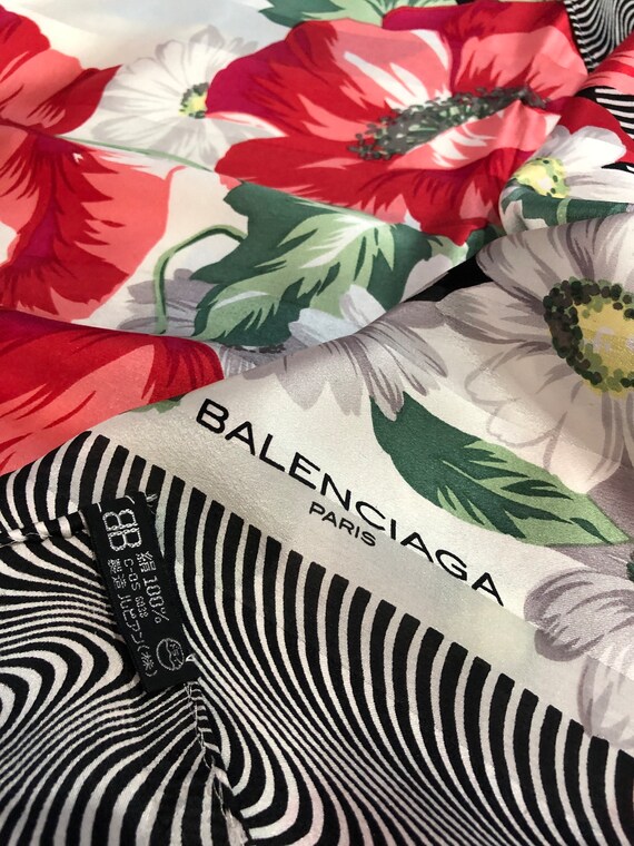 Balenciaga Flower Floral Silk Scarf Vintage (34.5”x”34.5) - Etsy