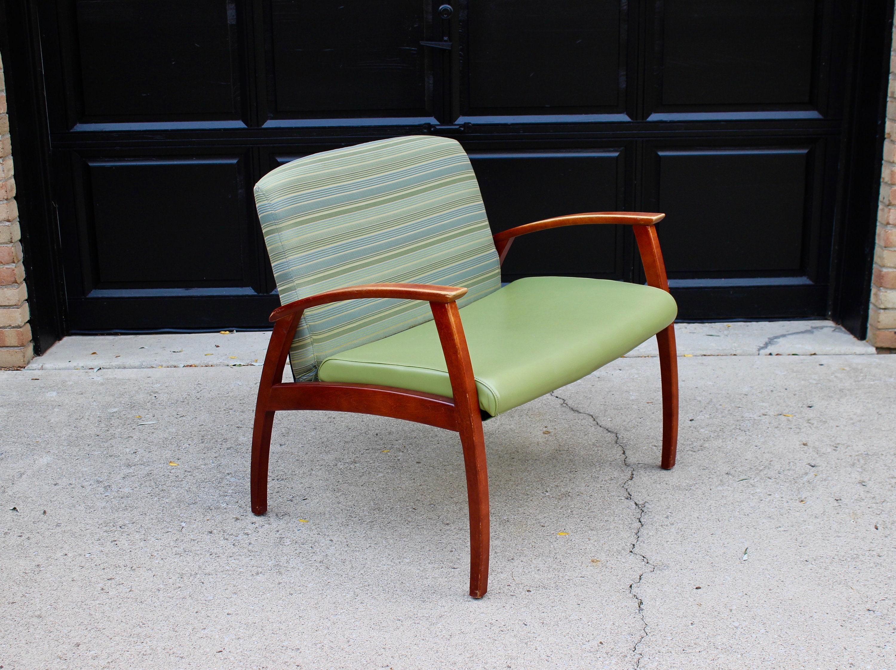 Adrian Pearsall Mid Century Moderne Danois Walnut Lounge Arm Chair Causeuse