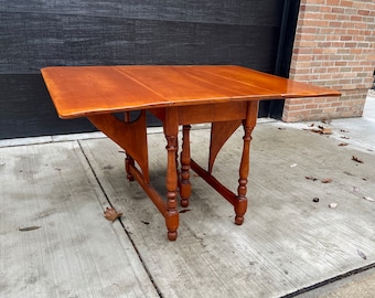 Vintage Cushman Colonial Herman DeVries Maple Butterfly Dining Table