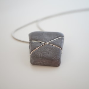 Concrete grey geometric pendant with crossed threads | Modern minimalist geometric cement necklace | Concrete gift jewelry | JewelrybyMok
