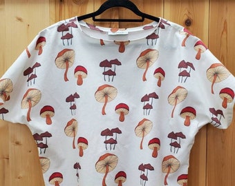 Mushroom Print Box Tee, Handmade Mushroom Shirt, Gender Neutral Shirt