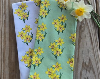 Daffodil Tea Towel, Floral Print Dish Towel, Yellow Flower Kitchen Towel