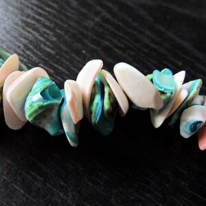 NATURAL SEASHELL NECKLACE-Natural Sea shell Pendant-Beach pearl necklace with shells-Handmade sea shell gift for mom-Unique Handmade Jewelry