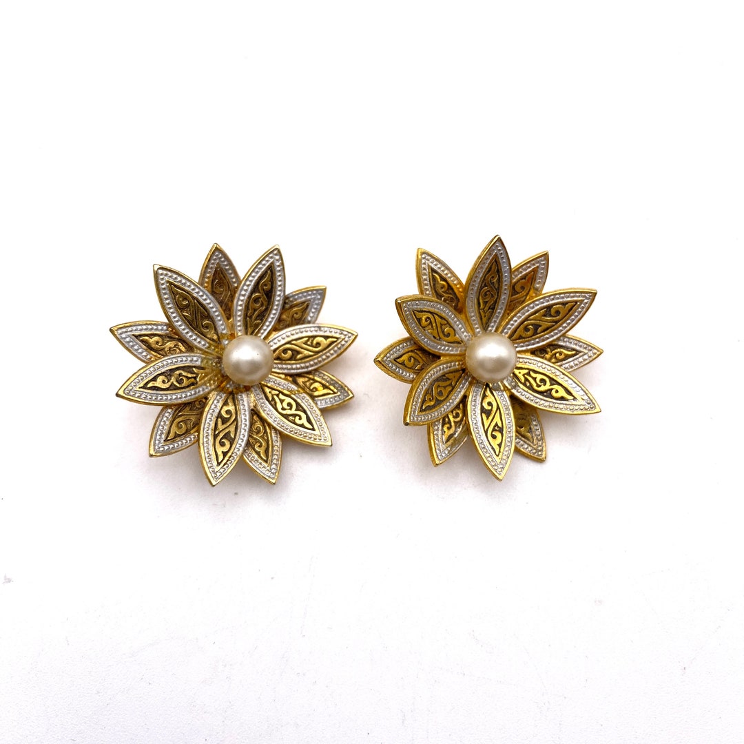 Clips D'oreilles Vintage Dorés Avec Perles - Plaqué Or Jaune, Occasion, Style Rétro