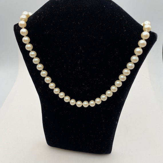 MAJORICA Pearl Necklace. Hard To Find 31” length/7mm pearls. Beautiful. |  eBay