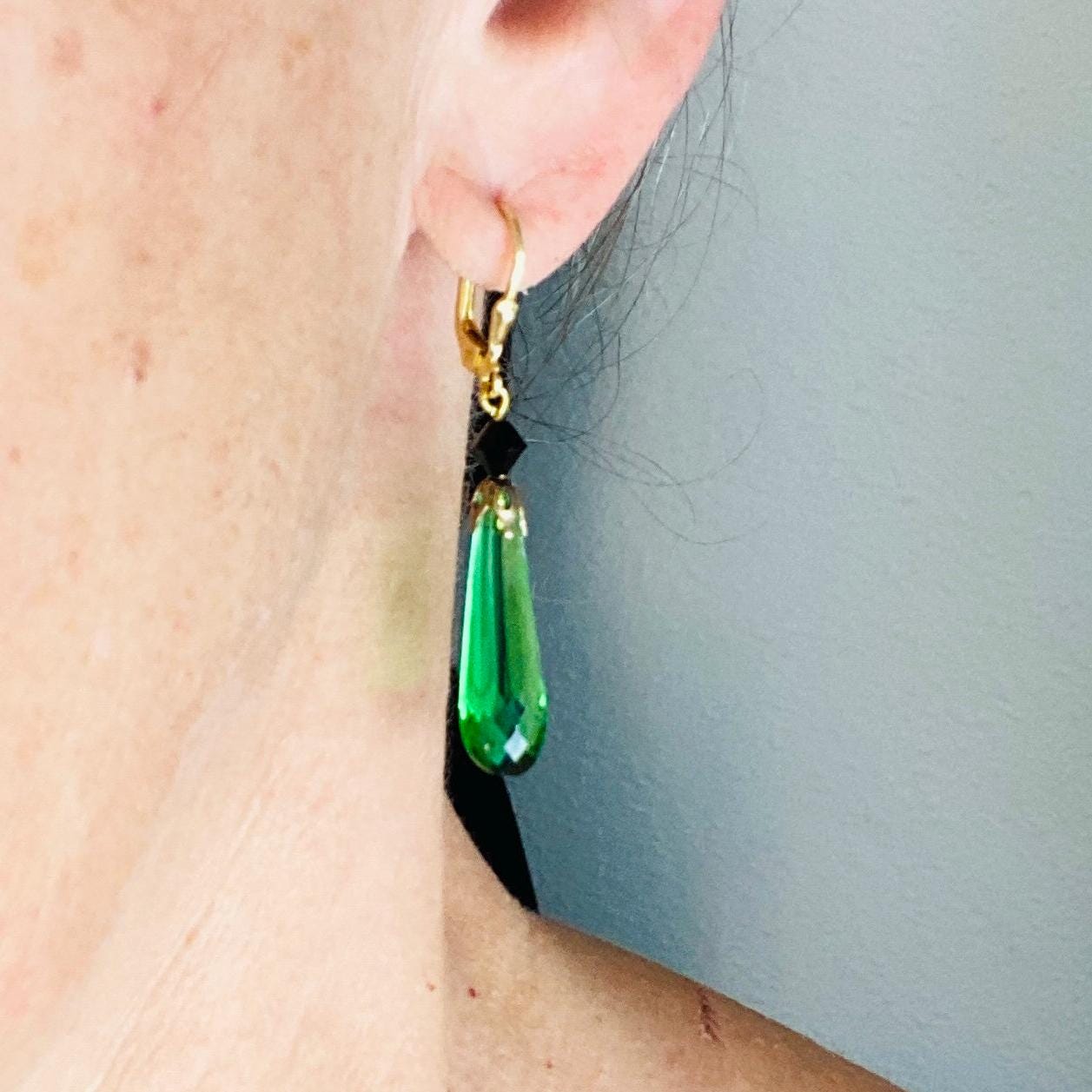 Boucles D’oreilles Dormeuses Acier Et Cristal Vert – Création Artisanale, Occasion