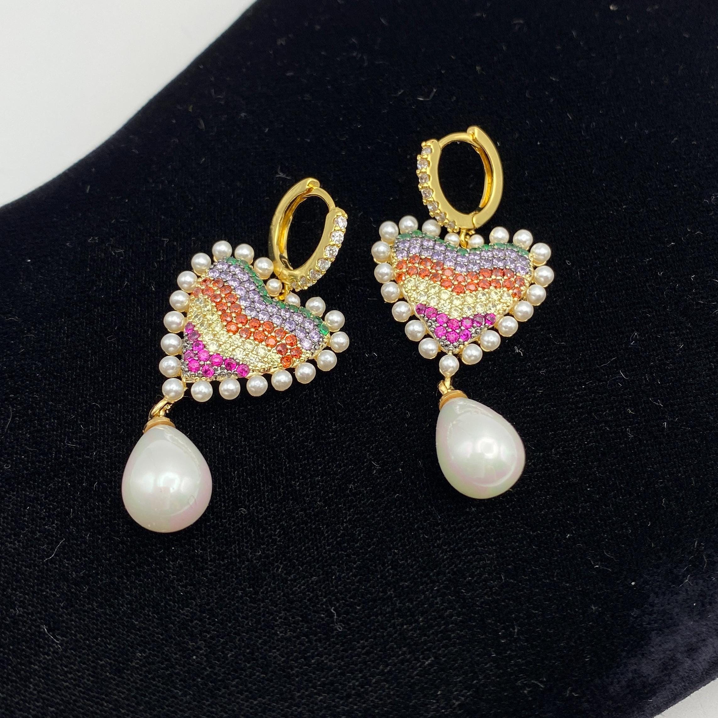 Boucles D'oreilles Cœur Avec Perles Et Strass - Multicolores - Neuf Avec étiquettes - Pour Femme