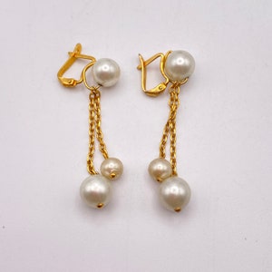 Vintage hanging earrings gold plated chain and pearl pearls