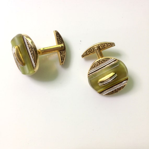 boutons de manchette couleur or et nacre collector ancien bijou vintage 1556