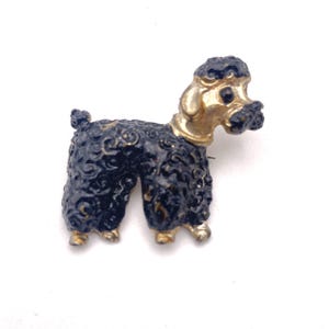 Broche Gentil Chien - Crocs cœurs d'amour