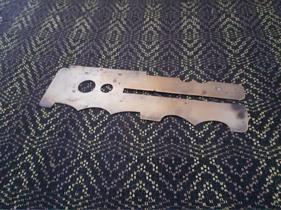 Military Brass Button Cleaner, Army Brass Button Cleaner, Collectable