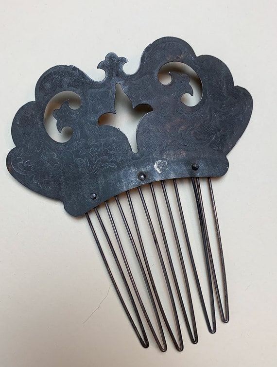 Antique Victorian Comb