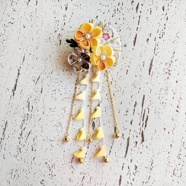 Summer Breeze Fabric Kanzashi Fan and Plum Blossom Dangle Hair Clip, Japanese Kimono Accessories, Tsumami Kanzashi Hair Clip - Yellow