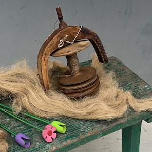 Wooden spool, Vintage spinning wheel, Antique wooden spinning, Primitive tool, Theater props, Rural decor, Primitive decor, Industrial decor