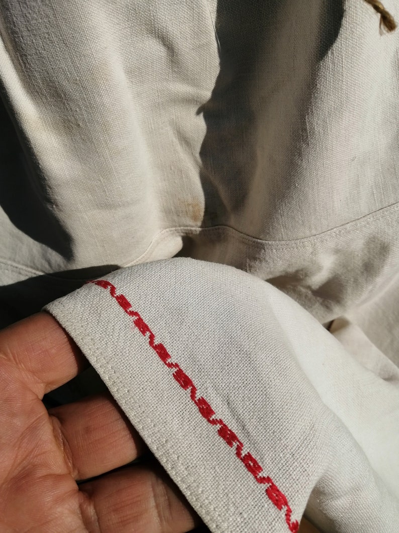 Handmade embroidered shirt Vintage Ukrainian embroidered shirt Linen Embroidered folk women/'s shirt Embroidered shirt Homespun dress