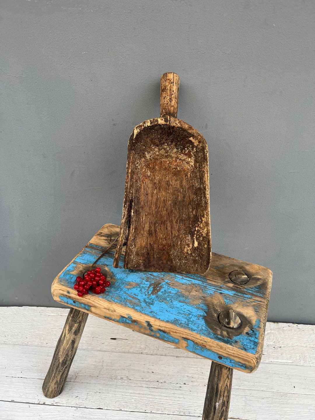 Vintage Large Scoop, Vintage Wooden Scoop, Grain Bucket, Movie Props