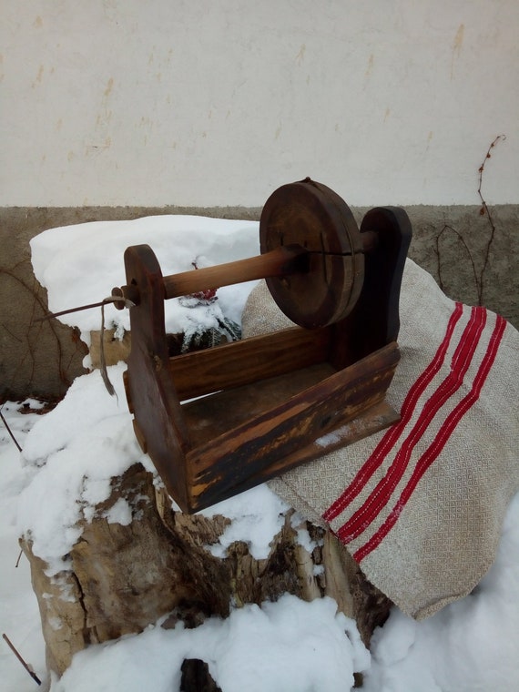 Bobine de canette industrielle antique en bois - France